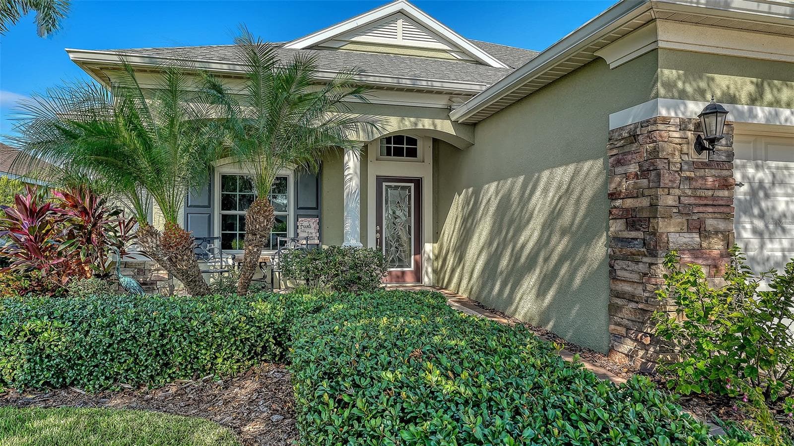 1121 Thornbury Dr photo 5