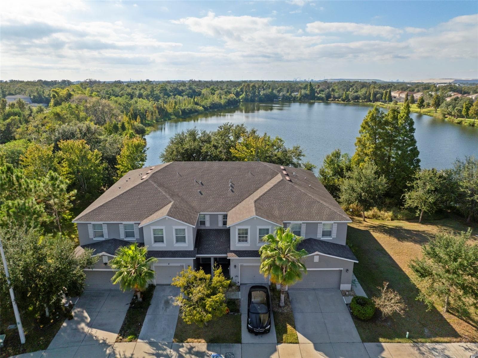 10523 Lake Montauk Dr