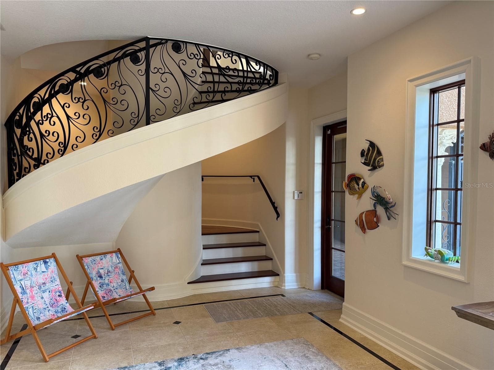 829 Bruce Ave photo 4