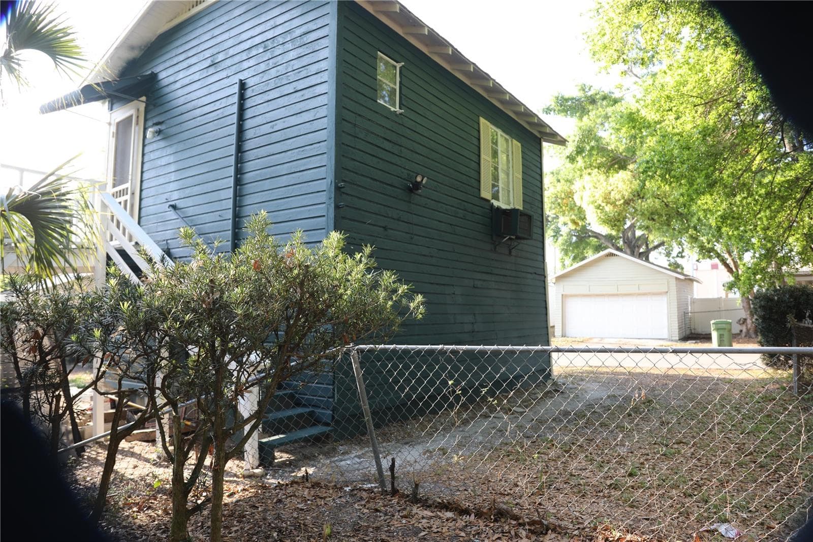 8410 N Mitchell Ave photo 5