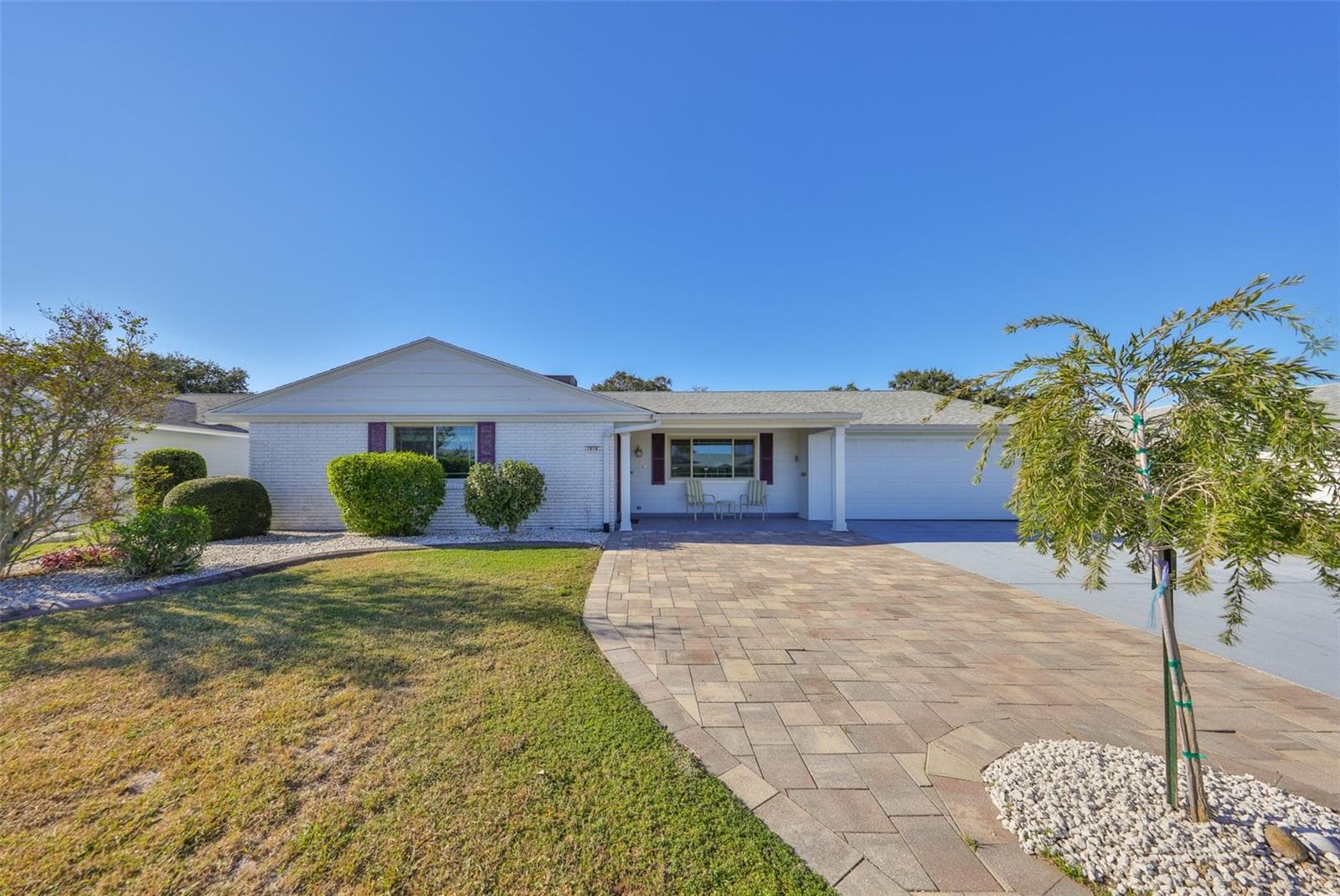 1818 Danbury Dr photo 4