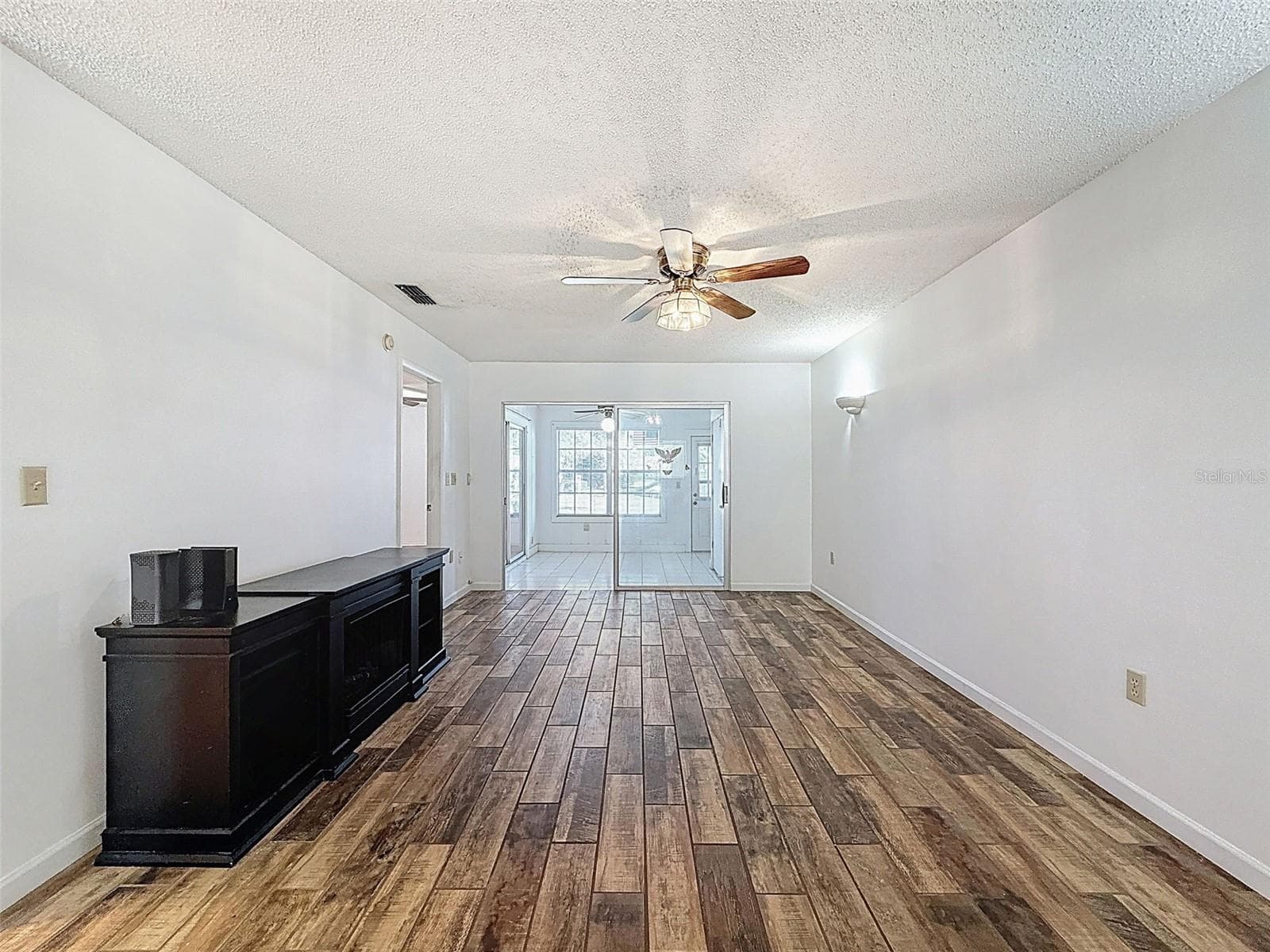 11403 Versailles Ln #E photo 3