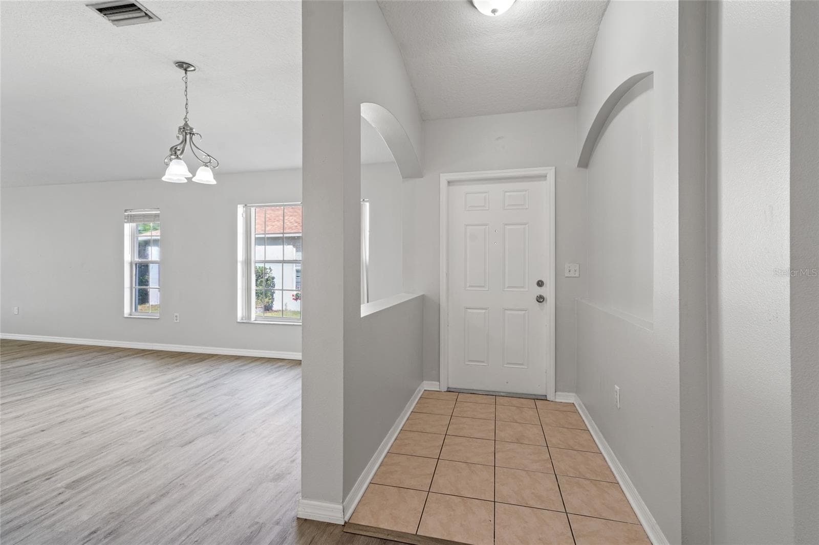 5727 Autumn Shire Dr photo 3