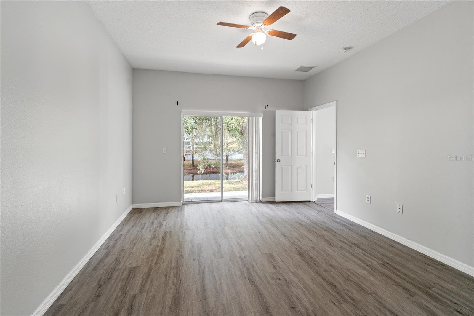 5727 Autumn Shire Dr photo 5