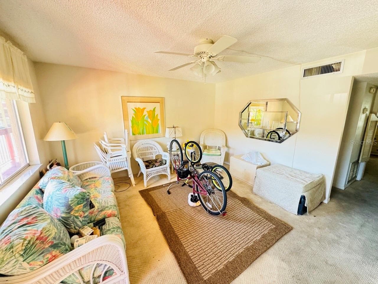 400 El Camino Dr #223 photo 3