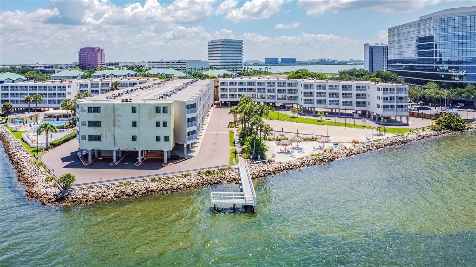 2506 N Rocky Point Dr #305