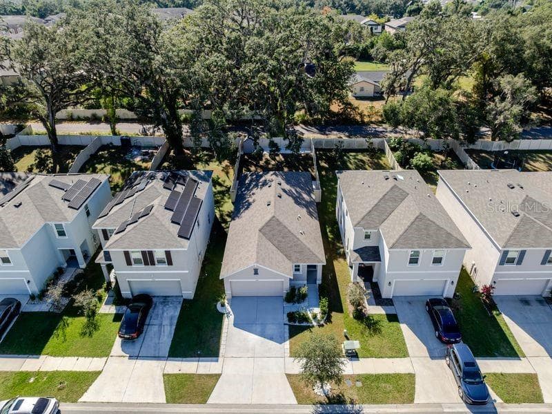 10945 Trailing Vine Dr photo 3