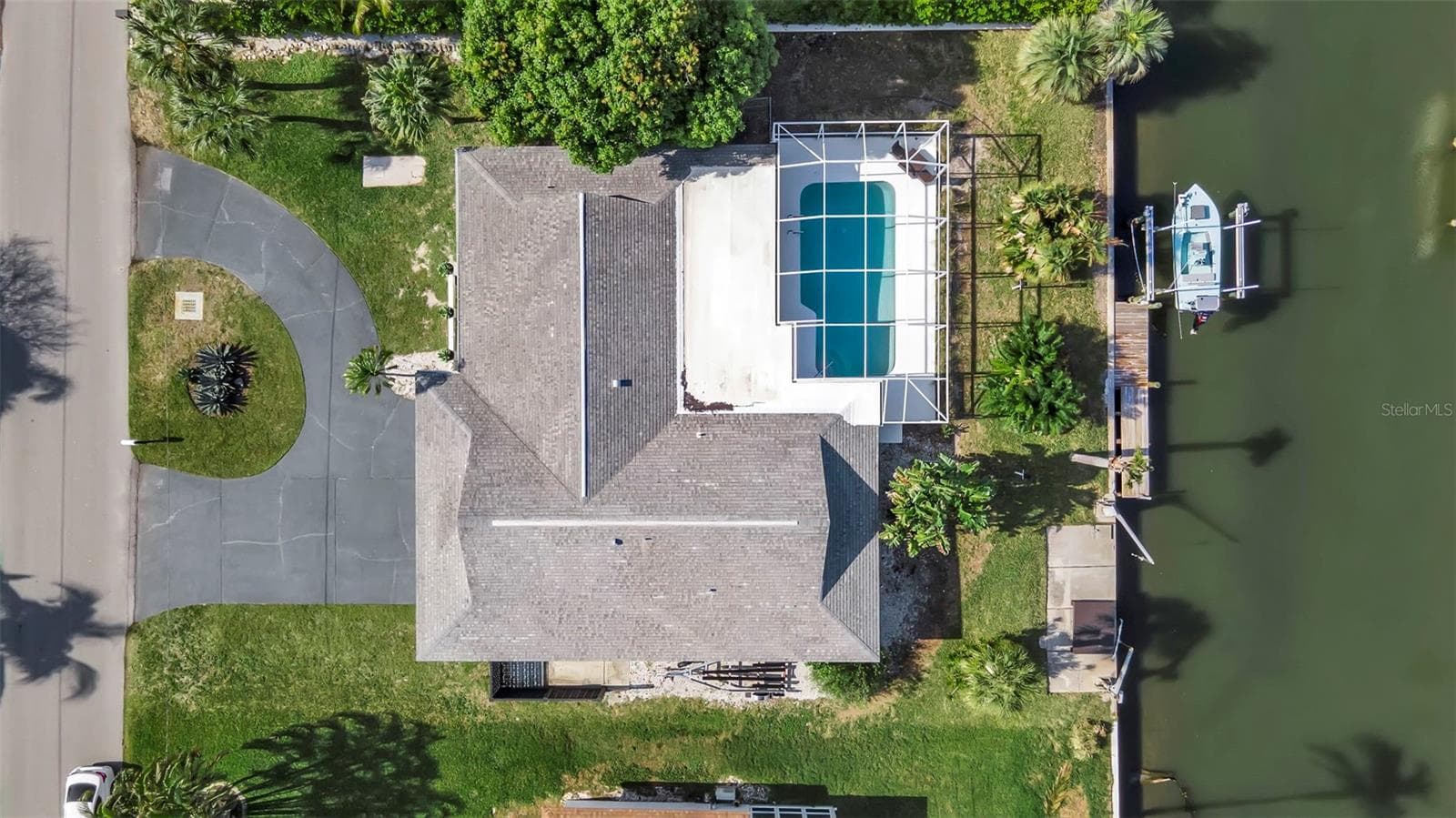 1649 Stanford Ln