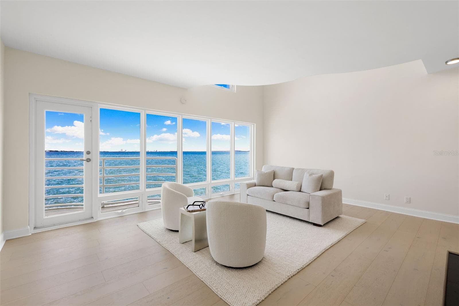 4950 Bayshore Blvd #23 photo 5
