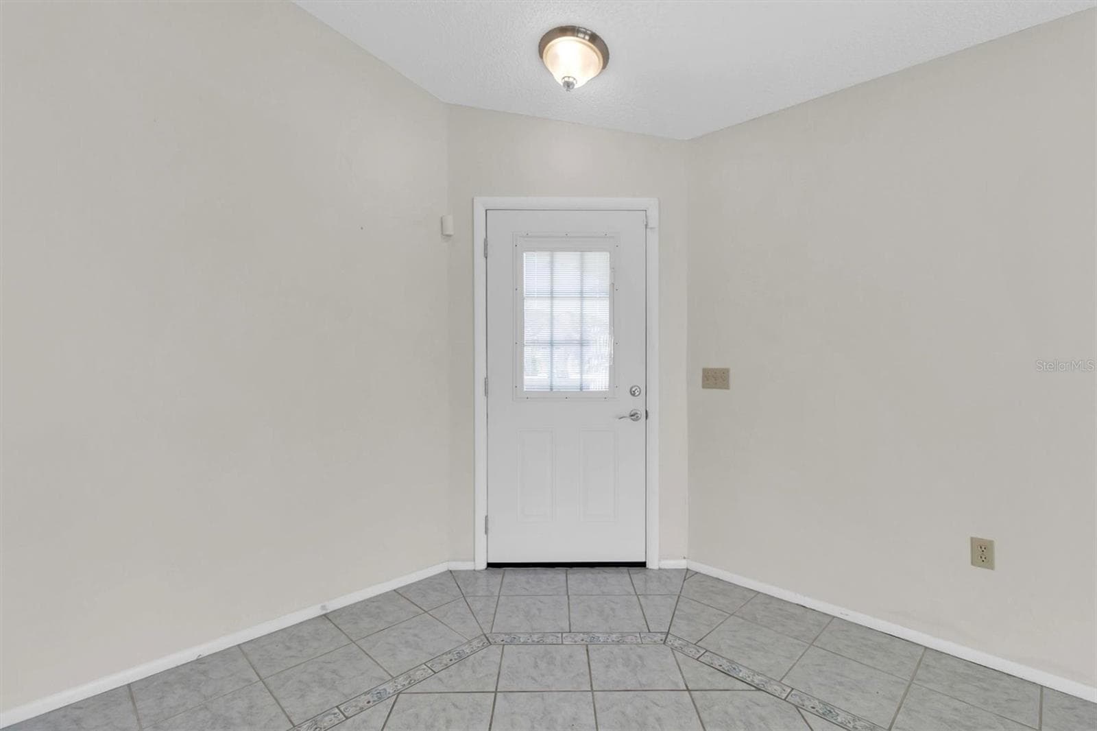 4739 Carrington CT photo 3
