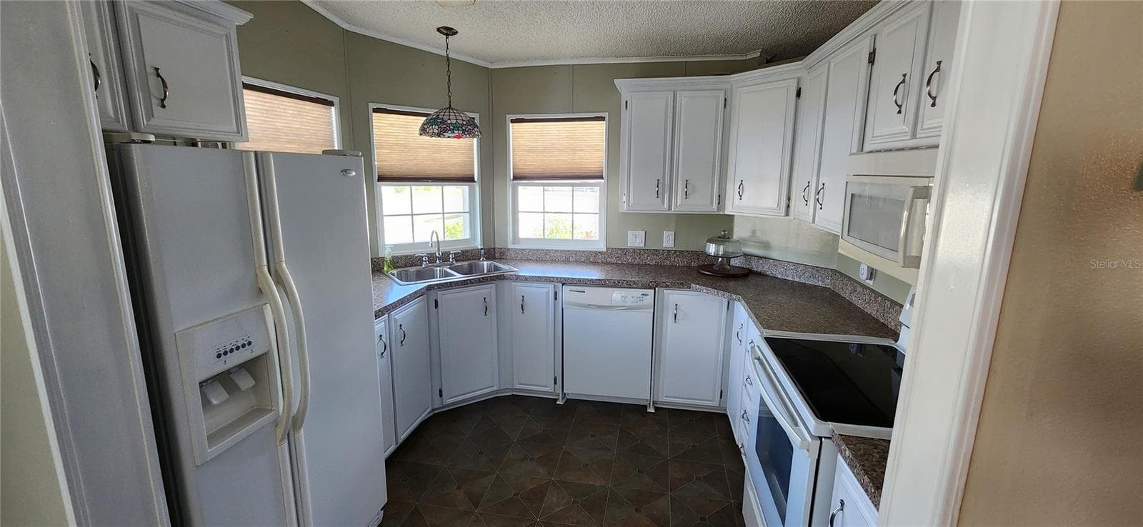 36330 Le Sabre Way photo 3