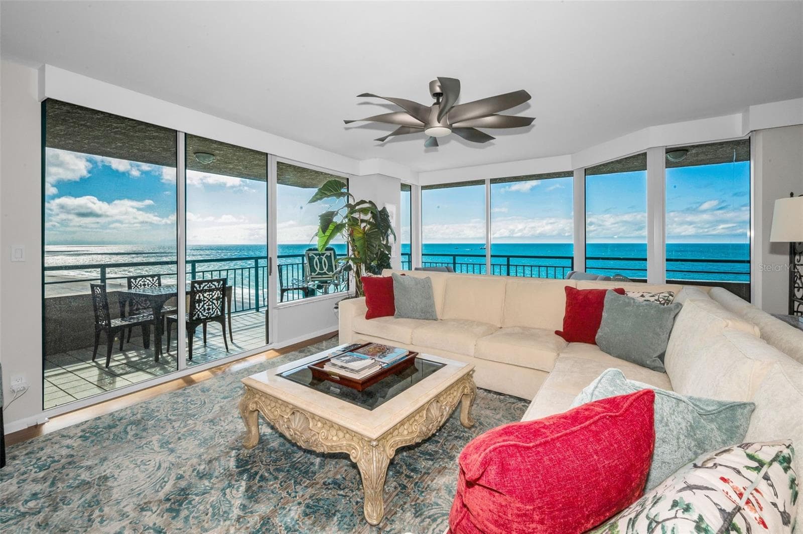 1520 Gulf Blvd #1101 photo 3