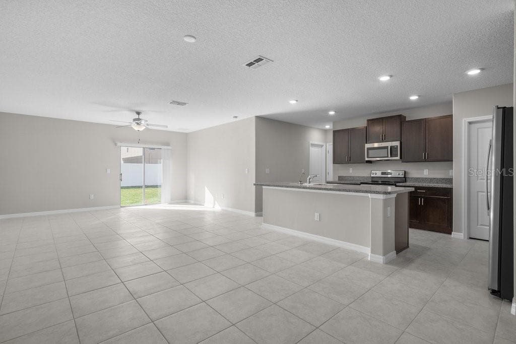 7227 Ronnie Gardens CT photo 3