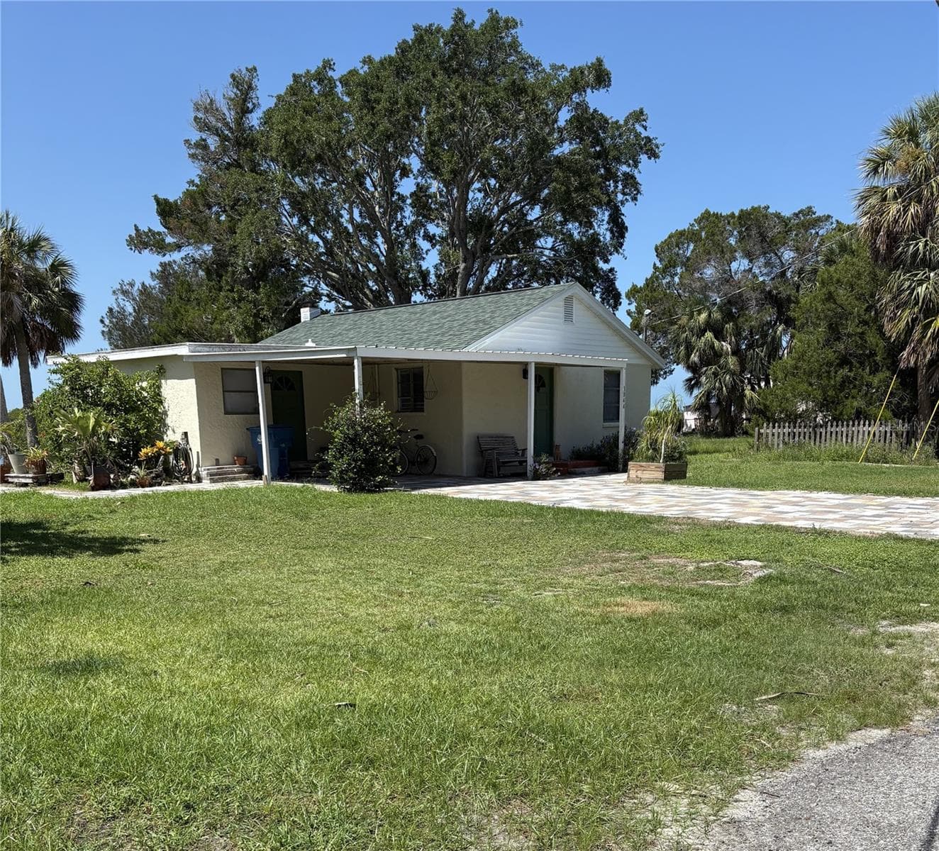 3044 Sunset Vista Dr