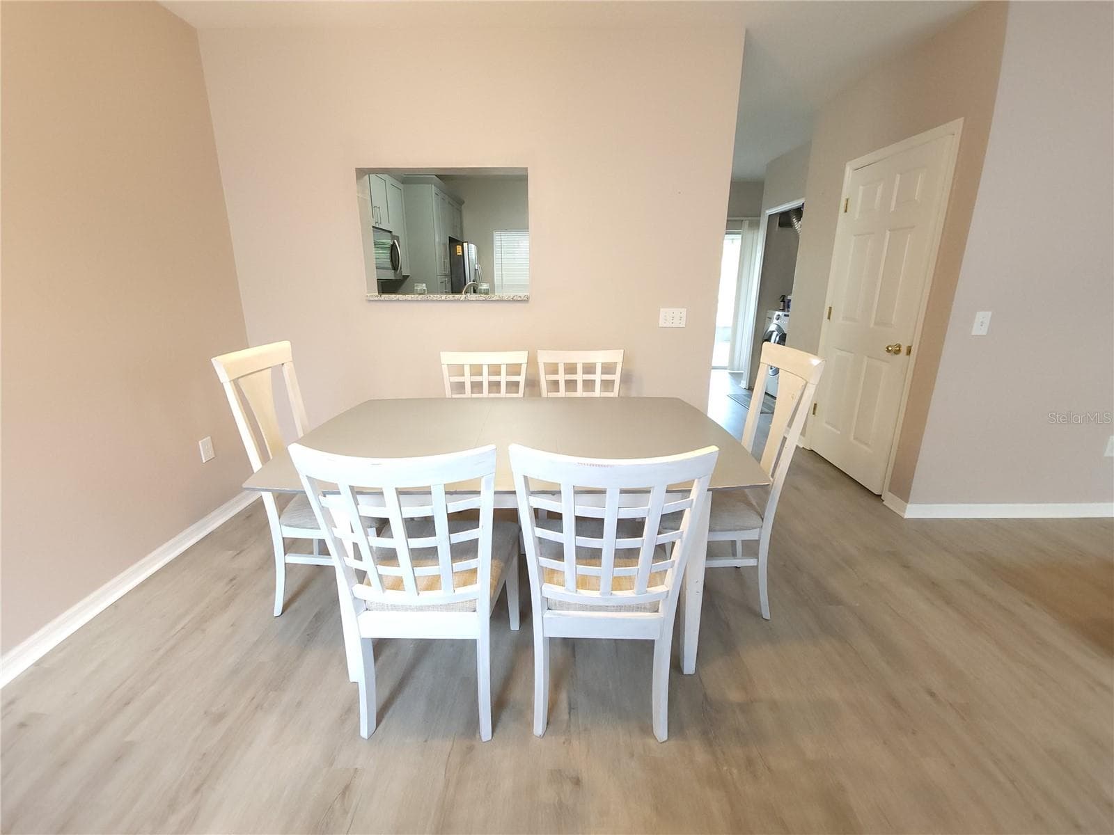 1211 Haddington Way photo 5