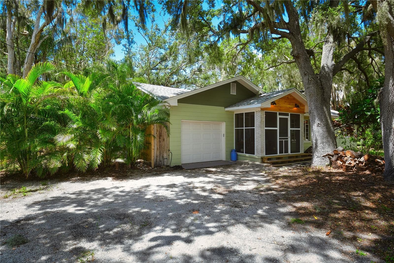 160 Bayshore Dr photo 5