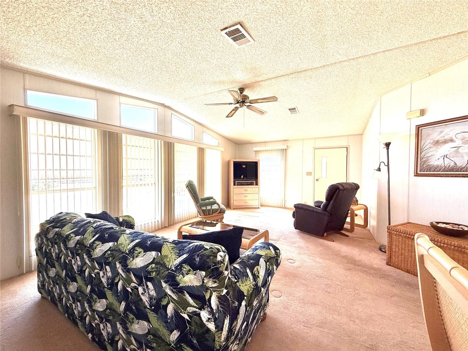 126 W Saint Johns Way photo 5