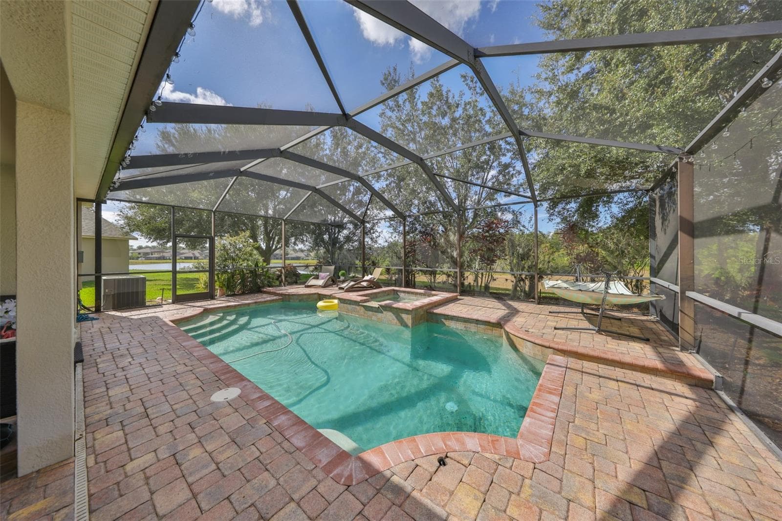 13914 Chalk Hill Pl photo 3