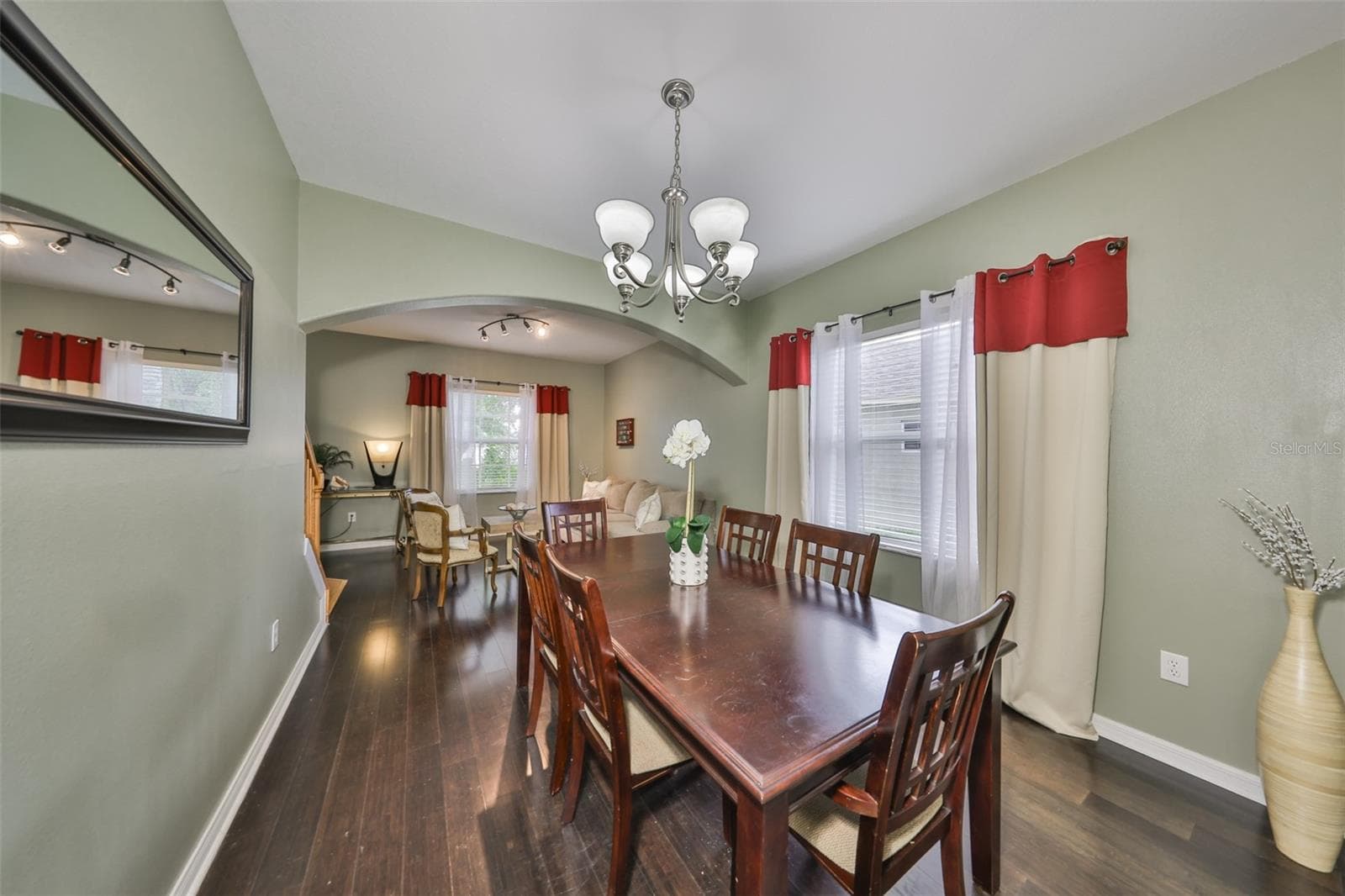 13914 Chalk Hill Pl photo 4