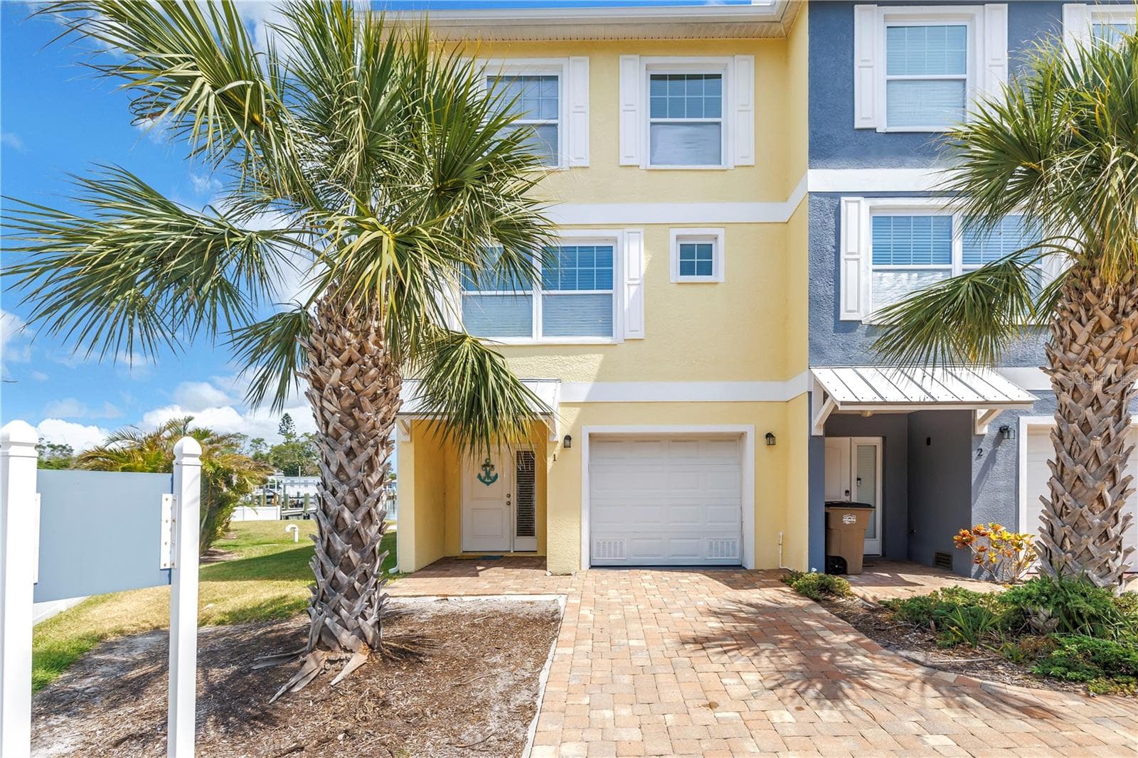 100 Windrush Blvd #1 photo 4