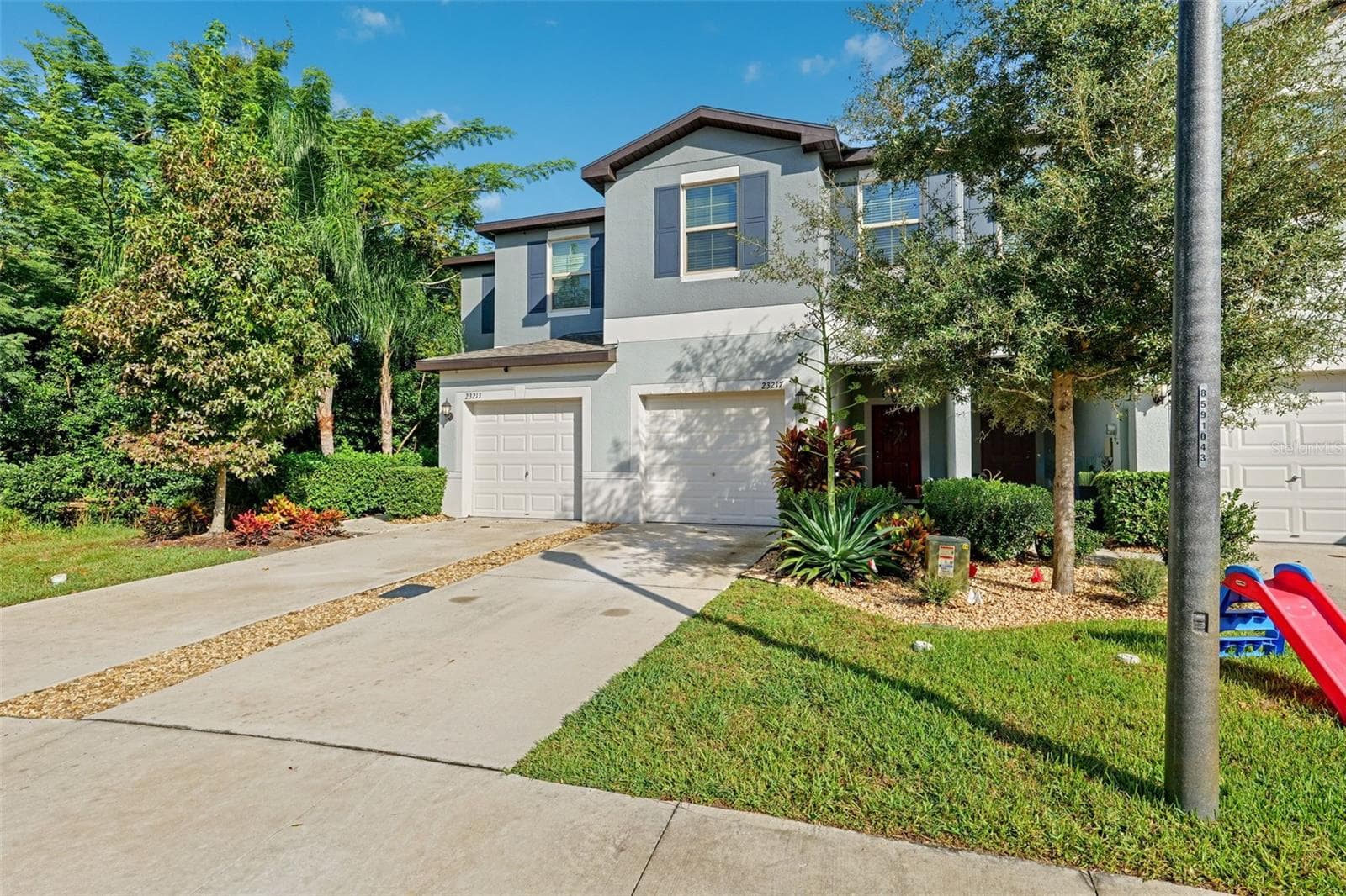23217 Willow Glen Way photo 4