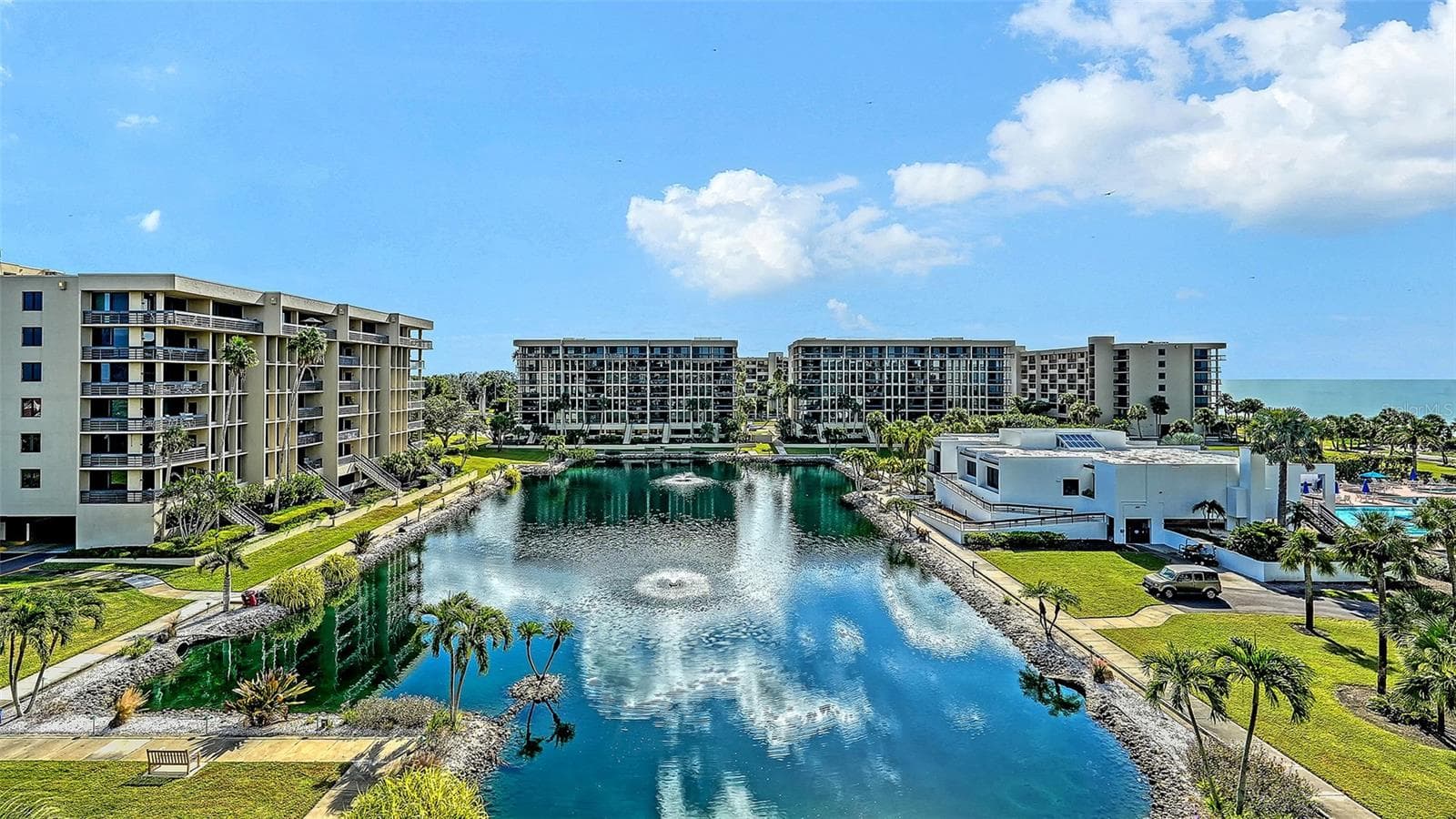 1115 Gulf Of Mexico Dr #401 photo 3