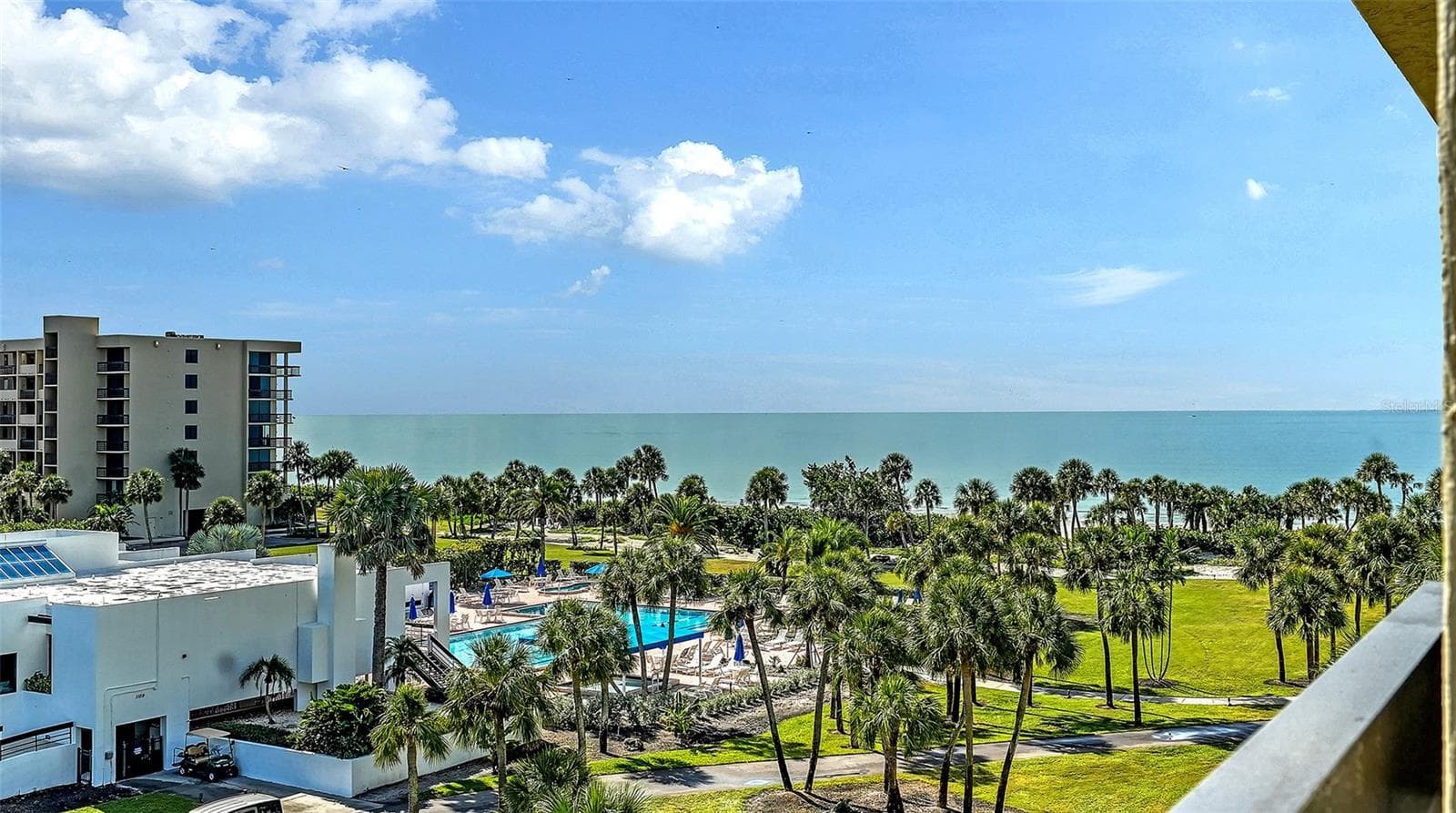 1115 Gulf Of Mexico Dr #401 photo 4