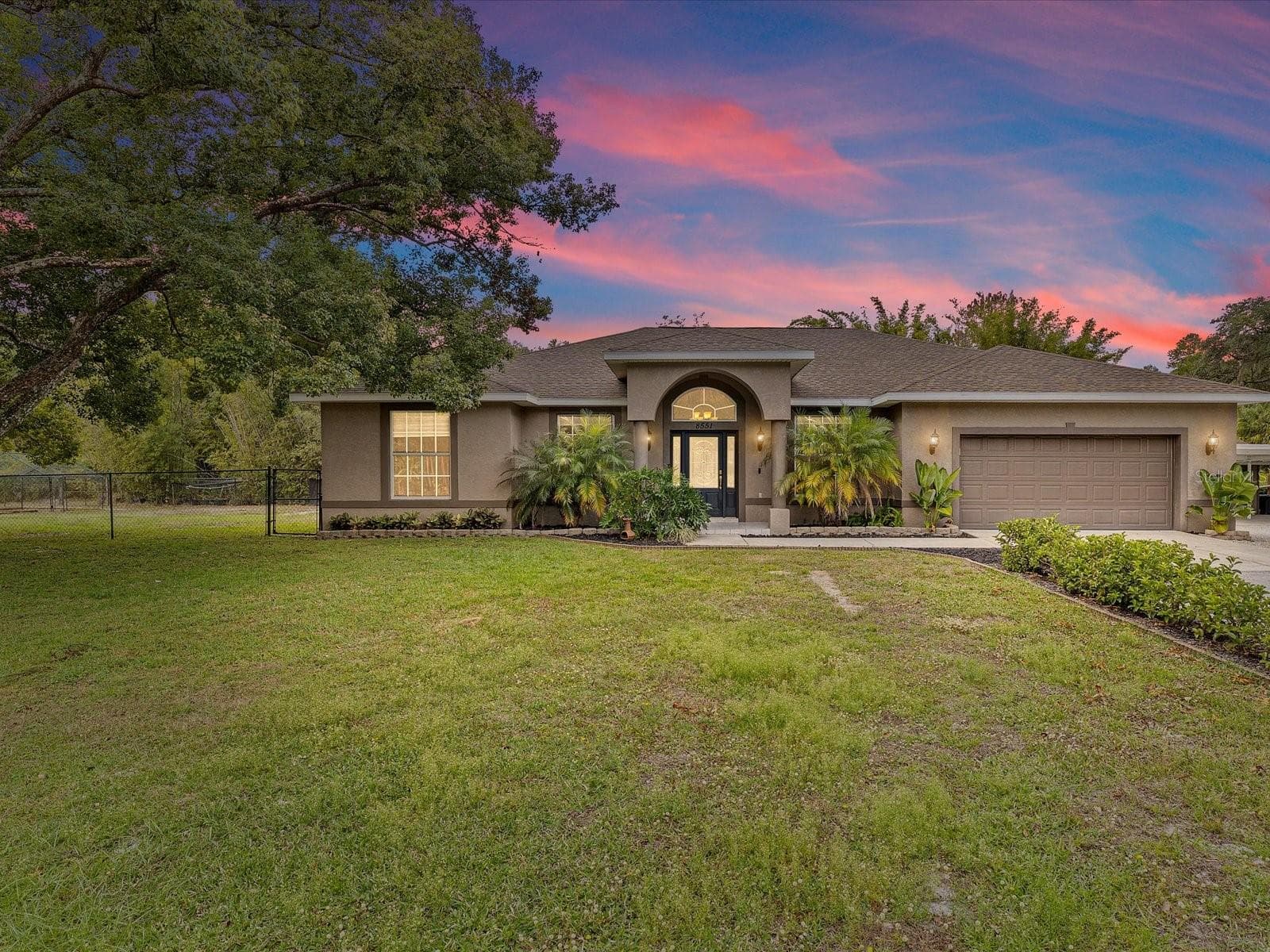 8551 Pratt Dr