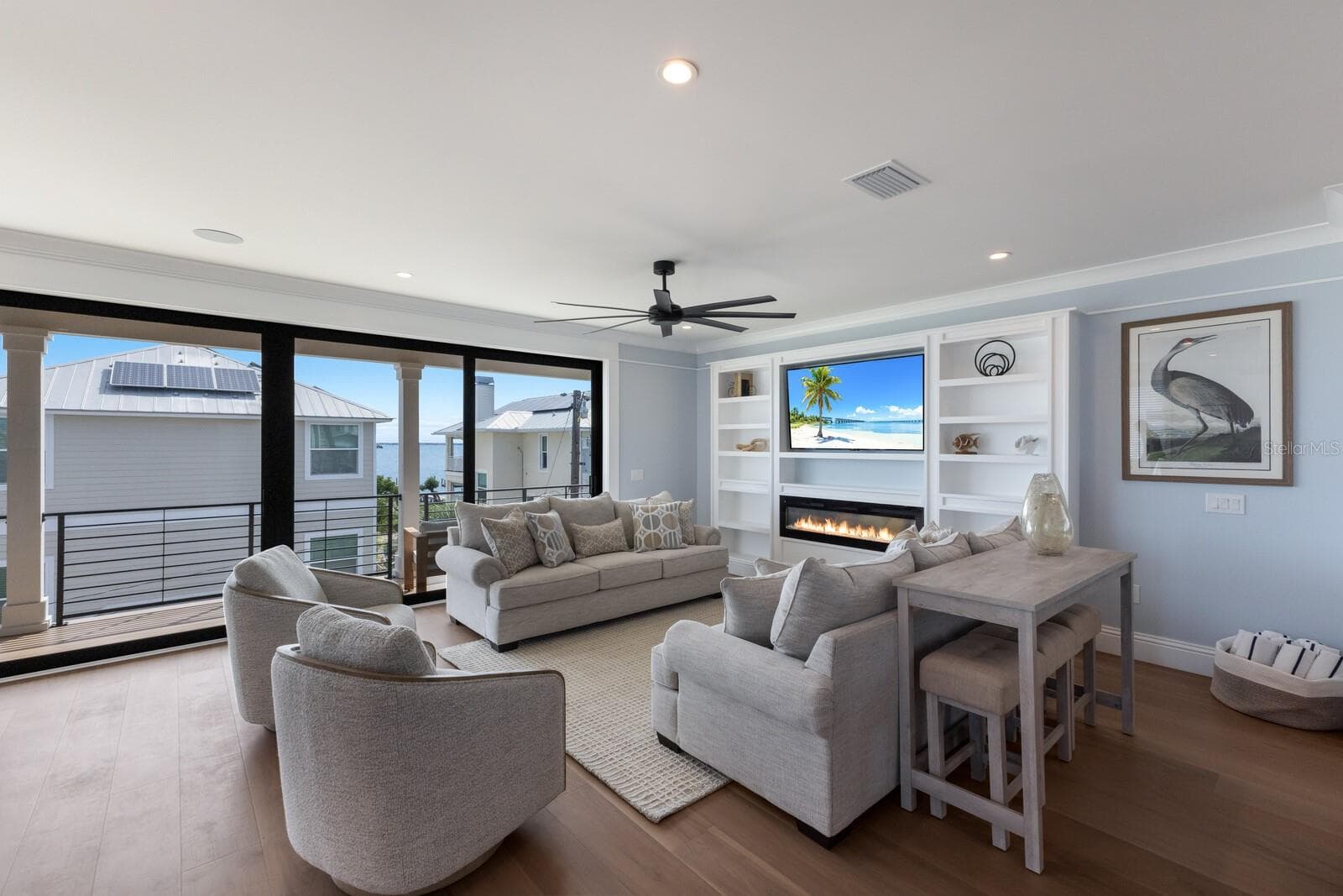 2415 Avenue B photo 4