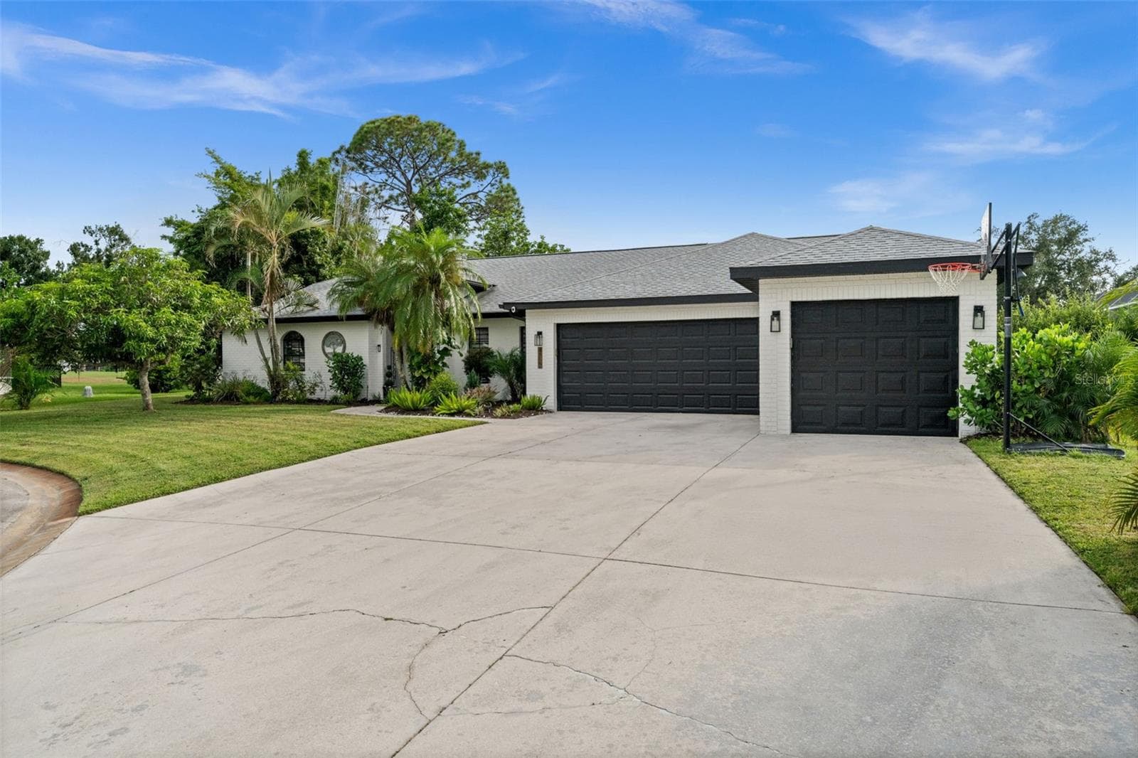 4252 Boswell Pl photo 3