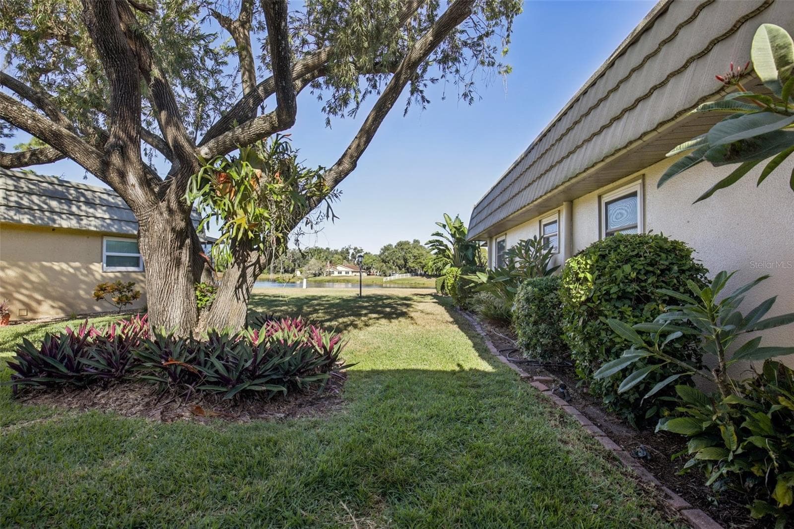 201 Kings Blvd #13 photo 3