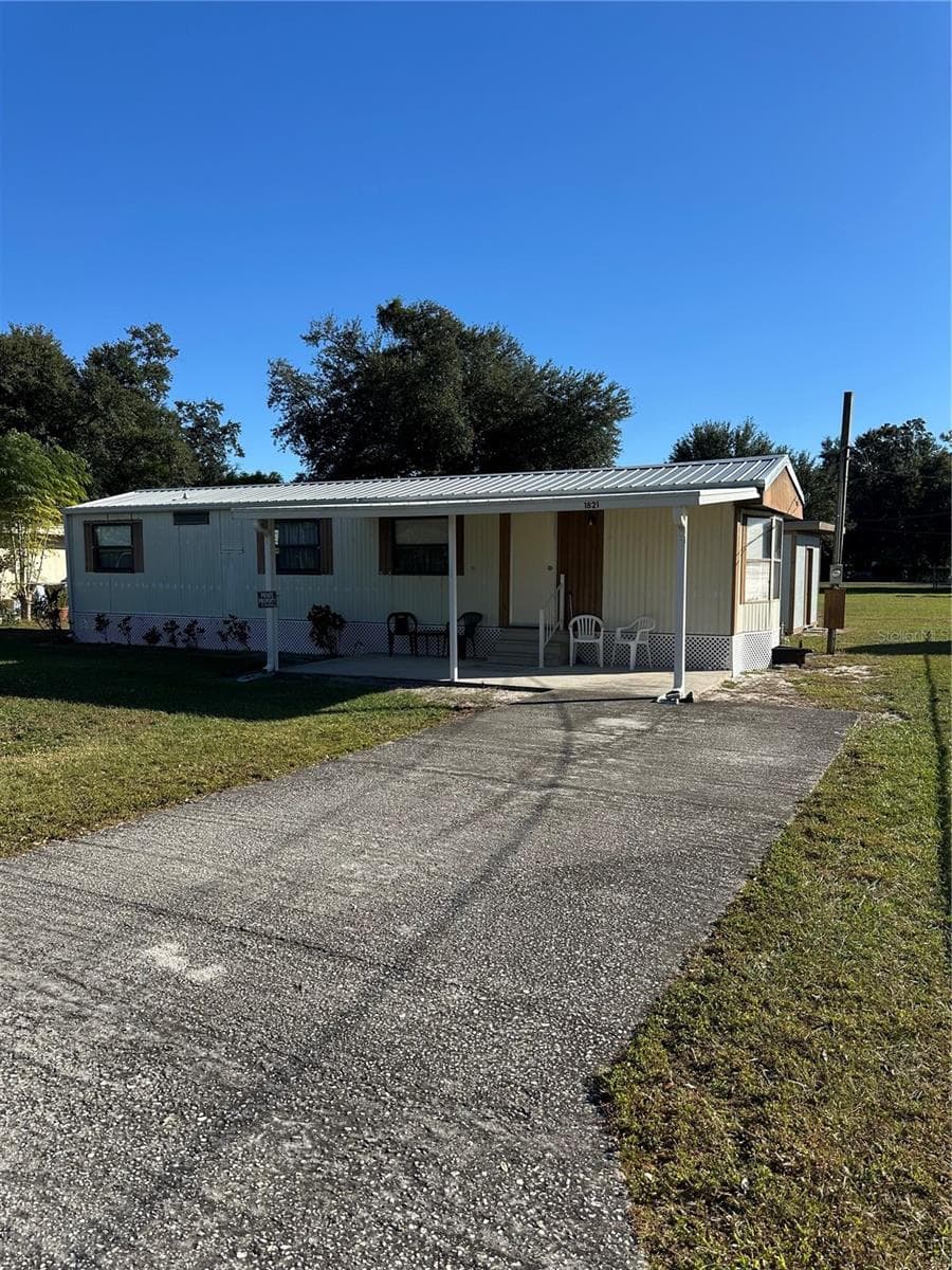 1821 Fruitland Park Cir photo 5