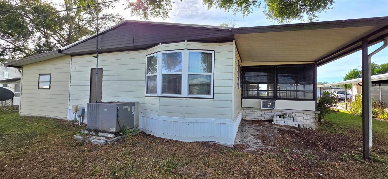 5650 Benton St photo 5