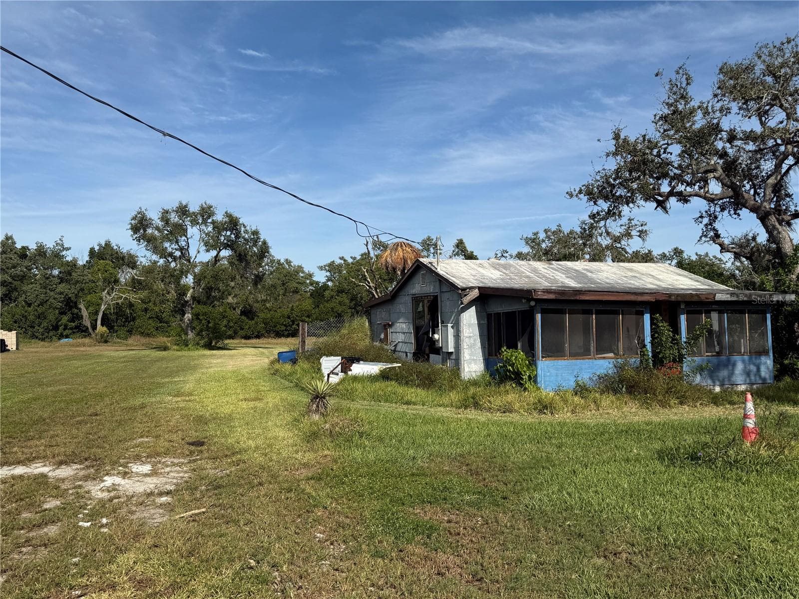 916 Piney Point Rd photo 3