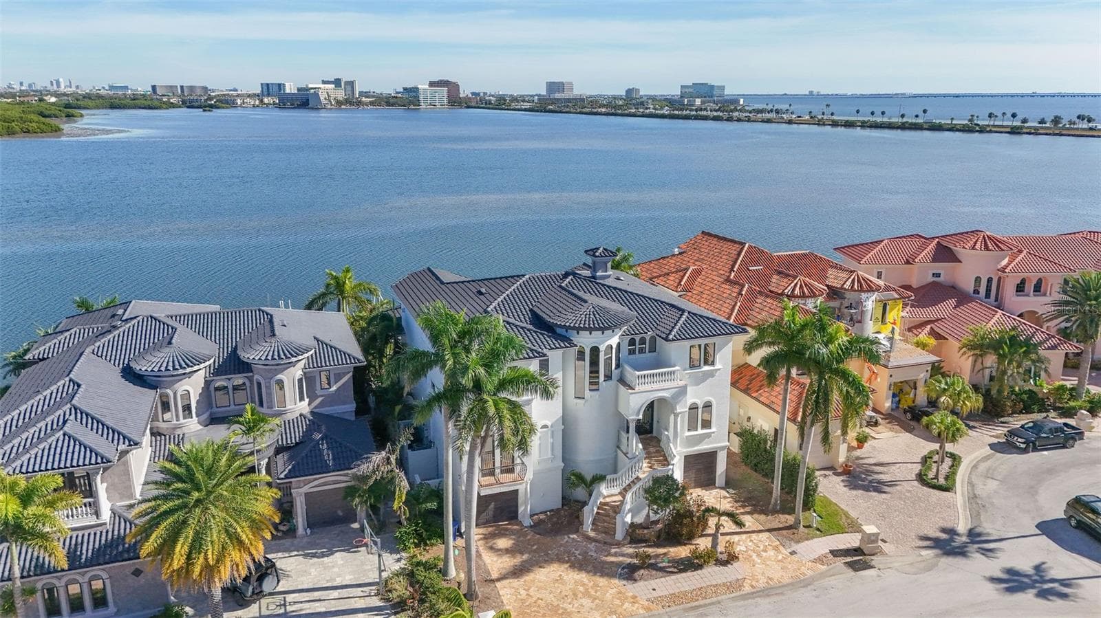 4107 Causeway Vista Dr photo 4