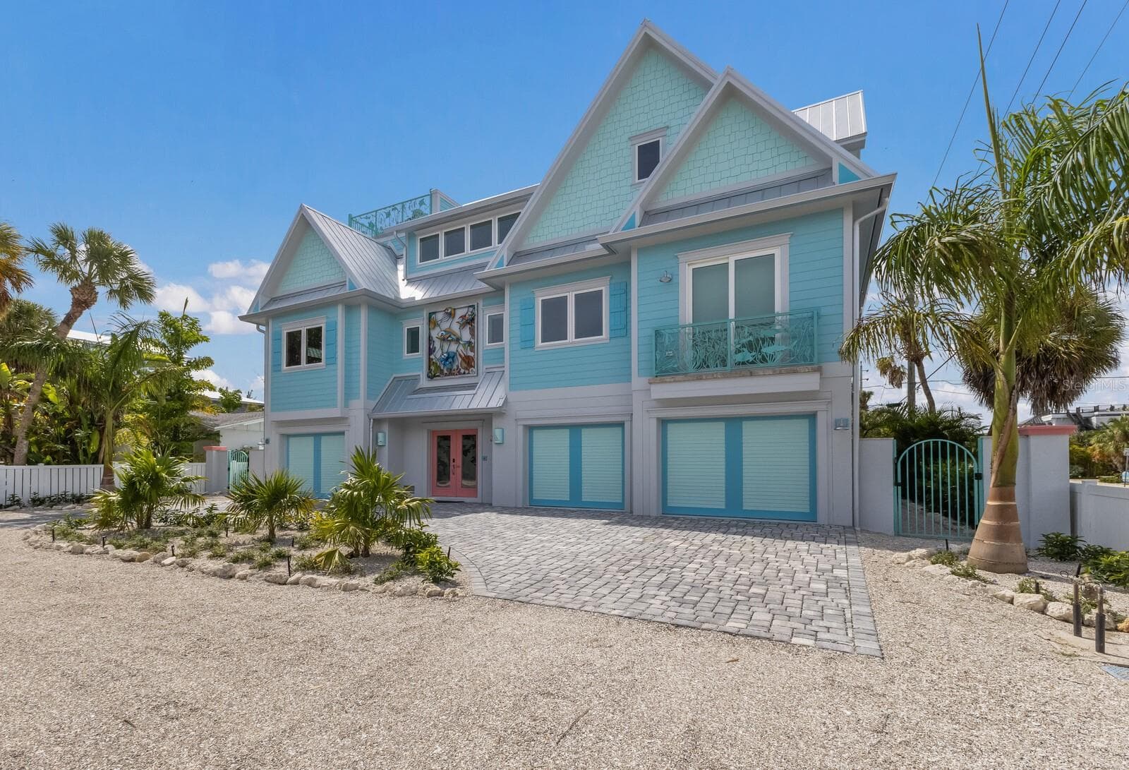 118 Mangrove Ave photo 3