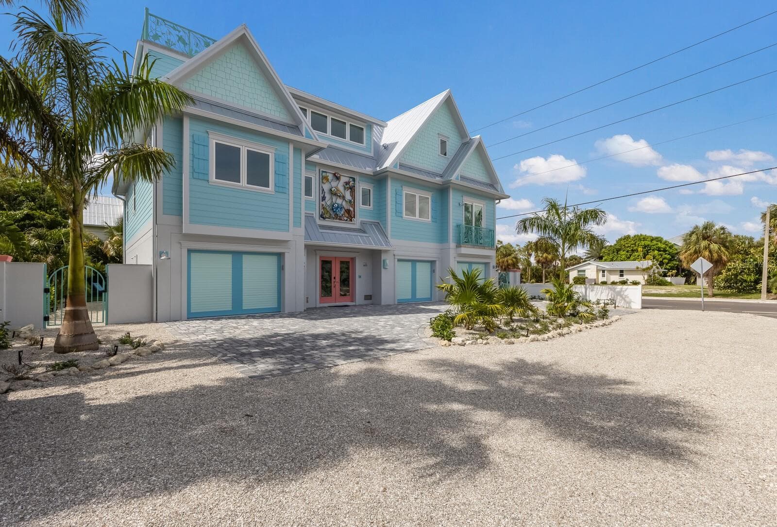 118 Mangrove Ave photo 4