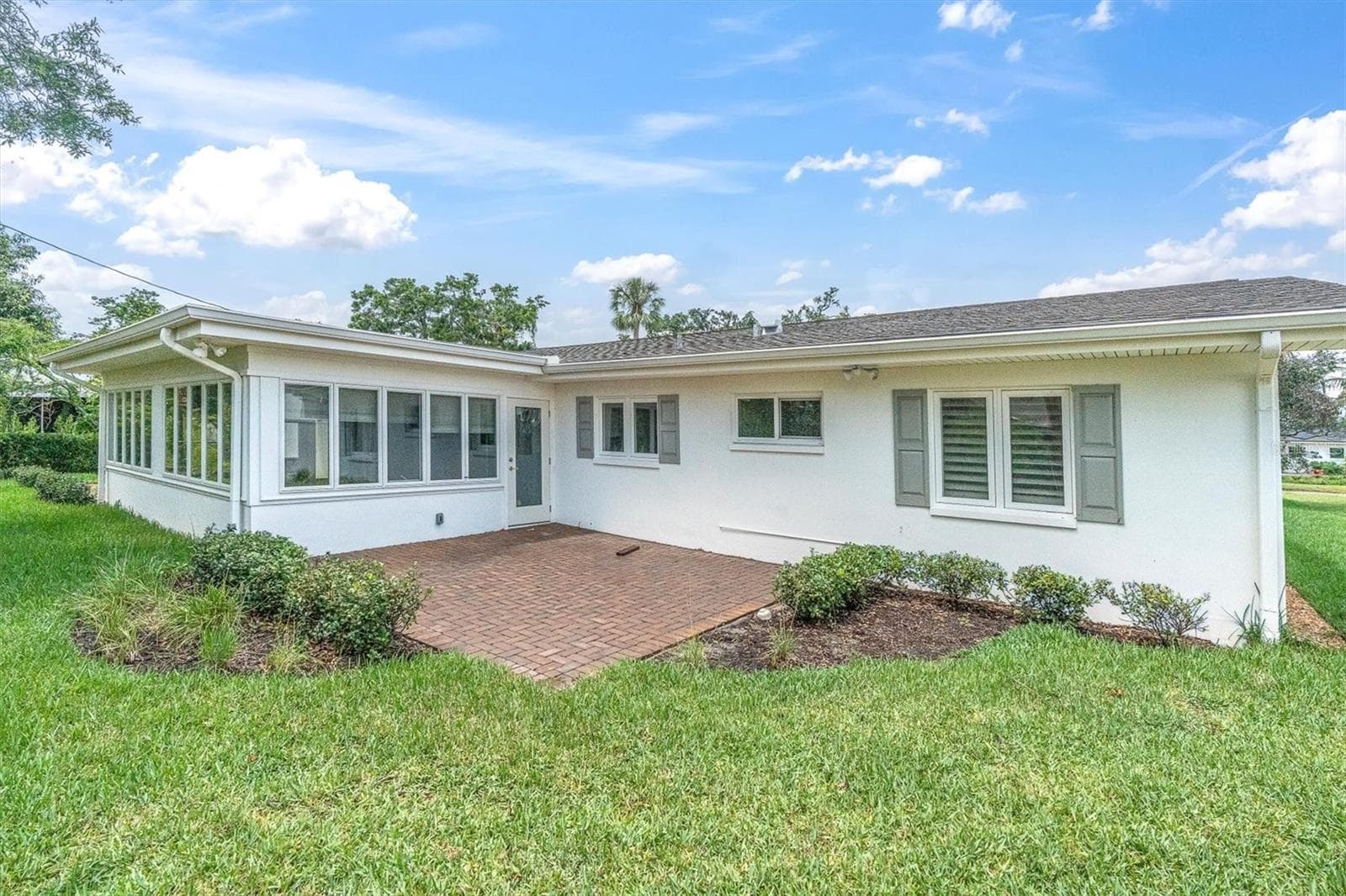 319 Rafael Blvd NE photo 4