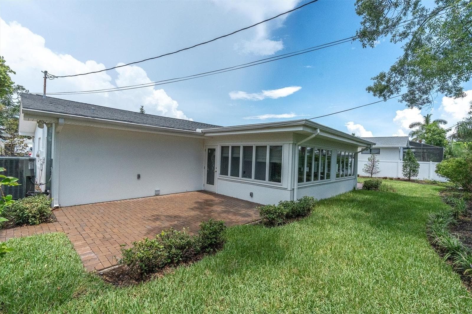 319 Rafael Blvd NE photo 5