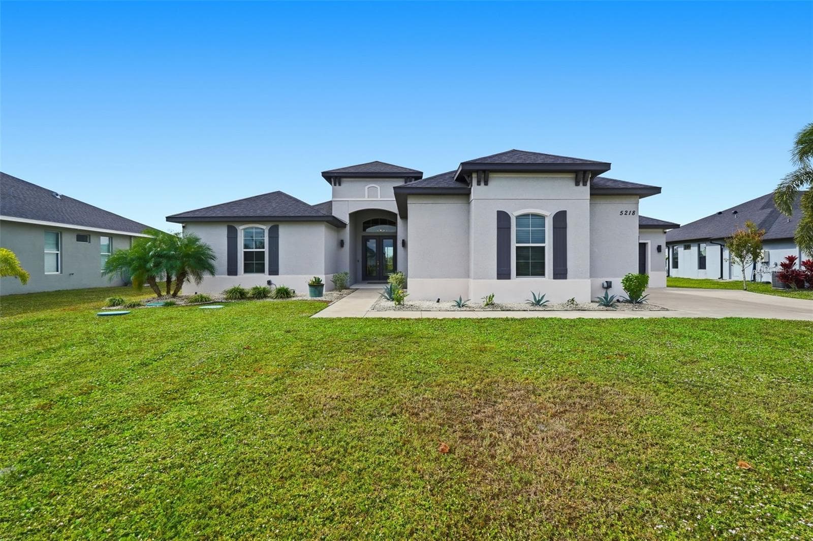 5218 Lake Venice Dr photo 5