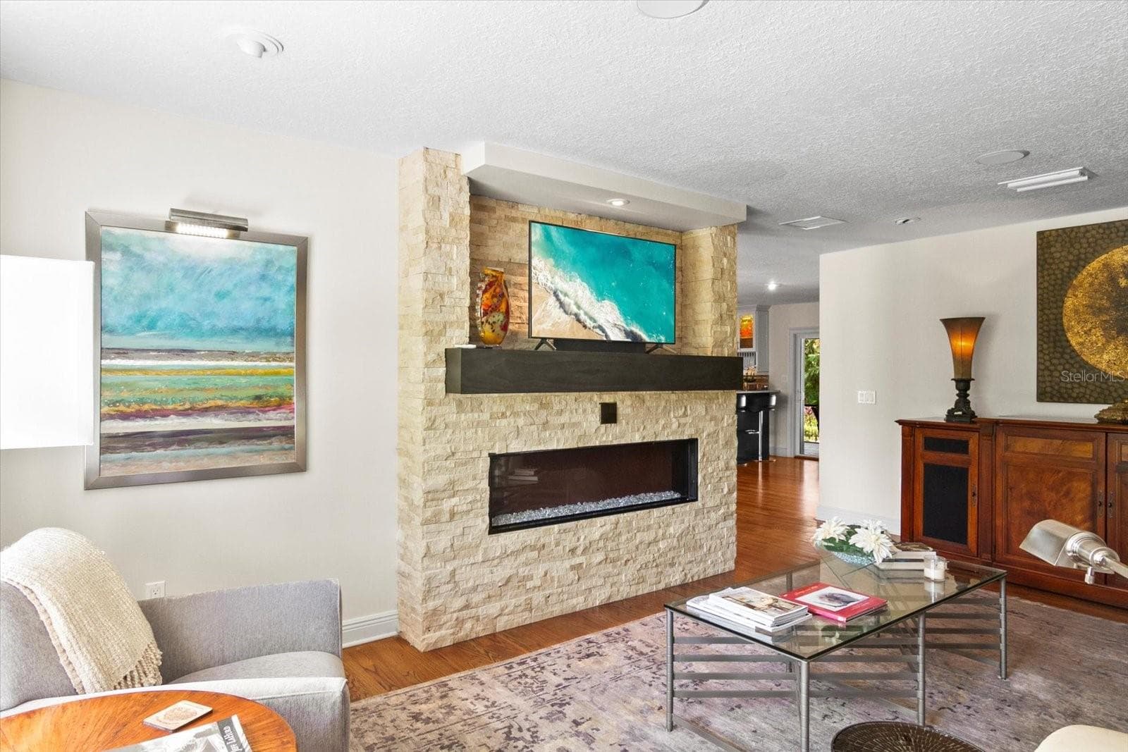 1538 S Orange Ave photo 4