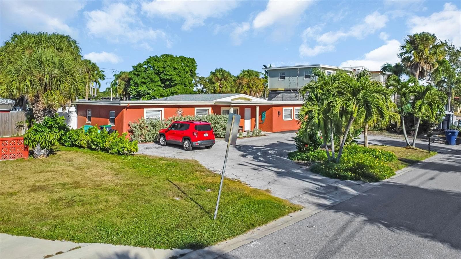 7063 S Shore Dr S photo 4