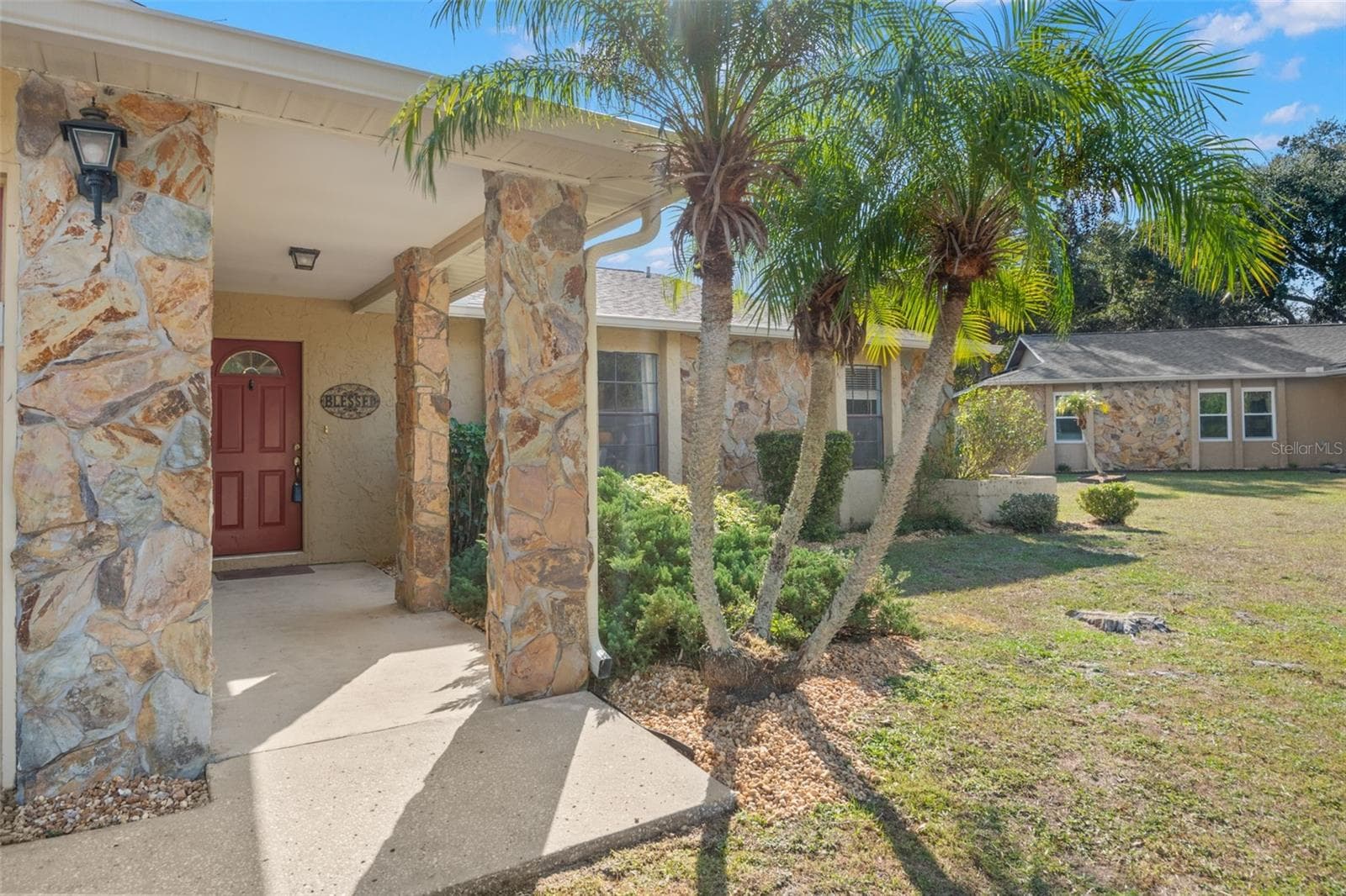 110 Meadowcross Dr photo 5