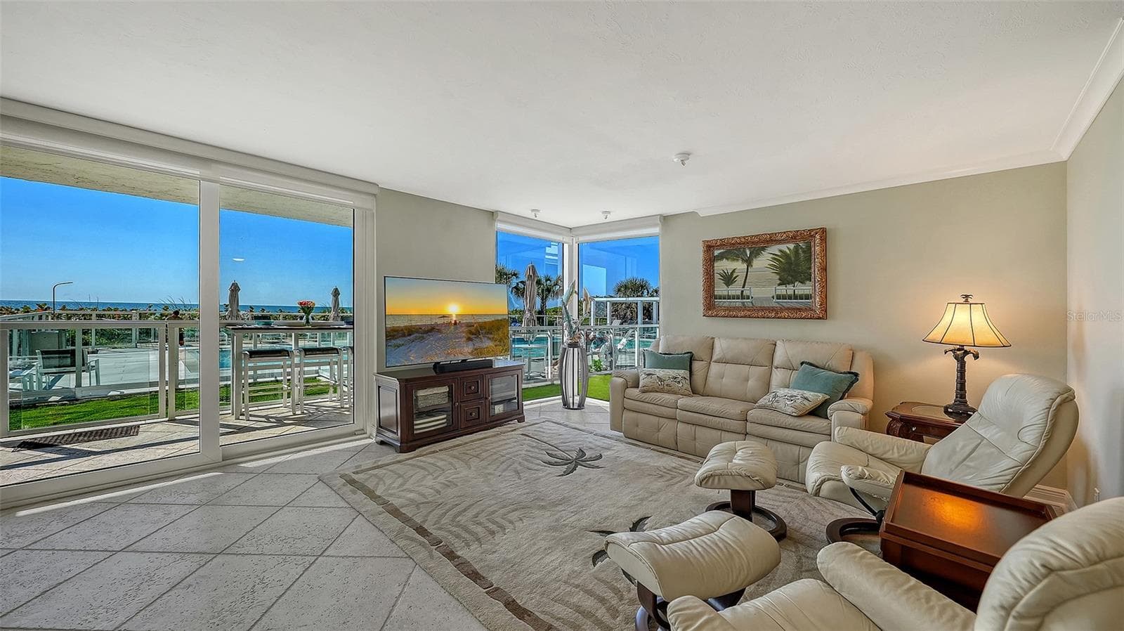 2425 Gulf Of Mexico Dr #1E photo 3