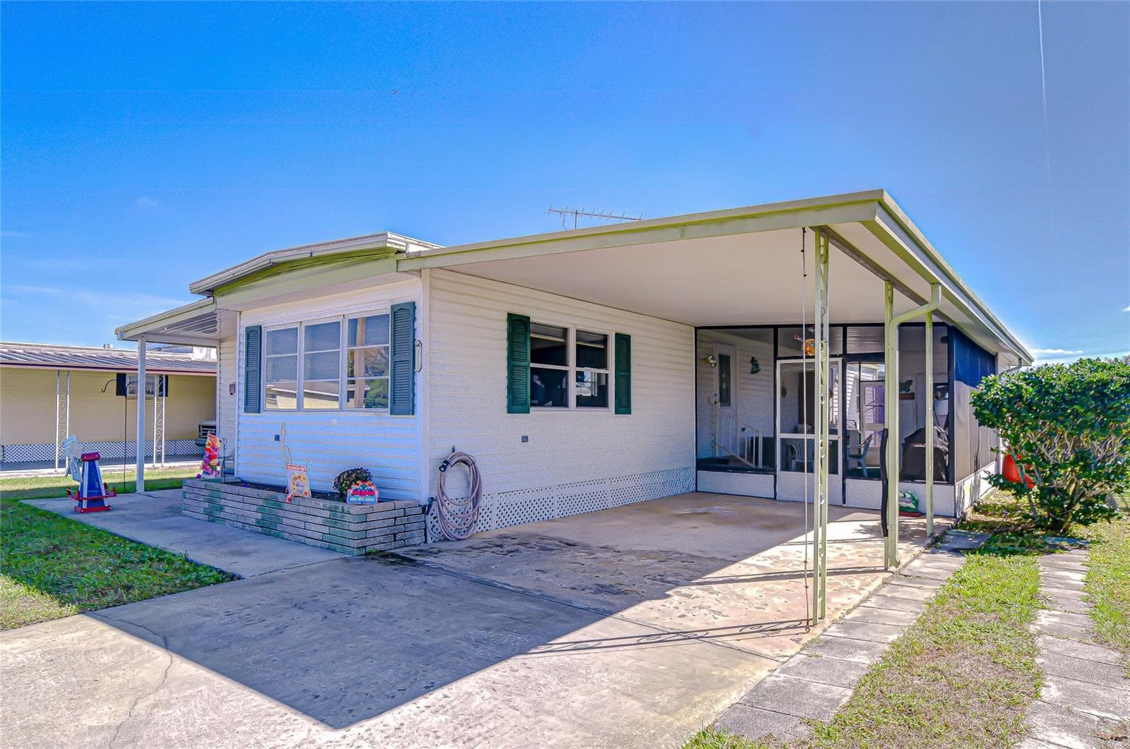 35132 Zephyr Shores Dr photo 3