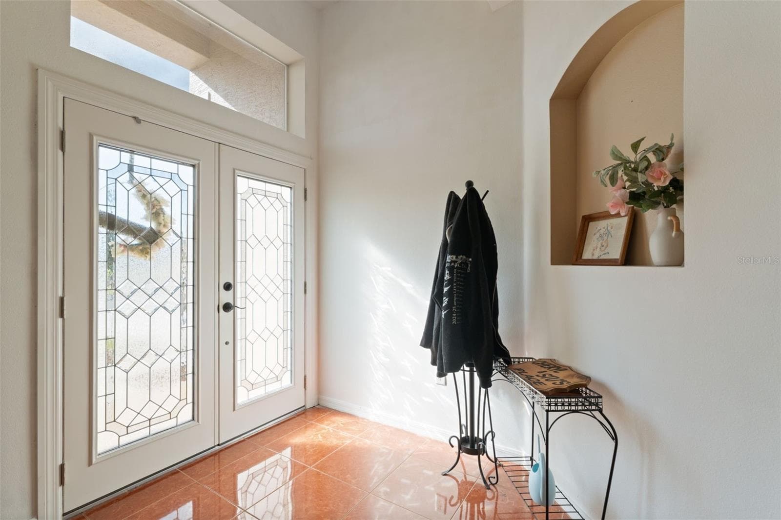 1201 Dustan Pl photo 4