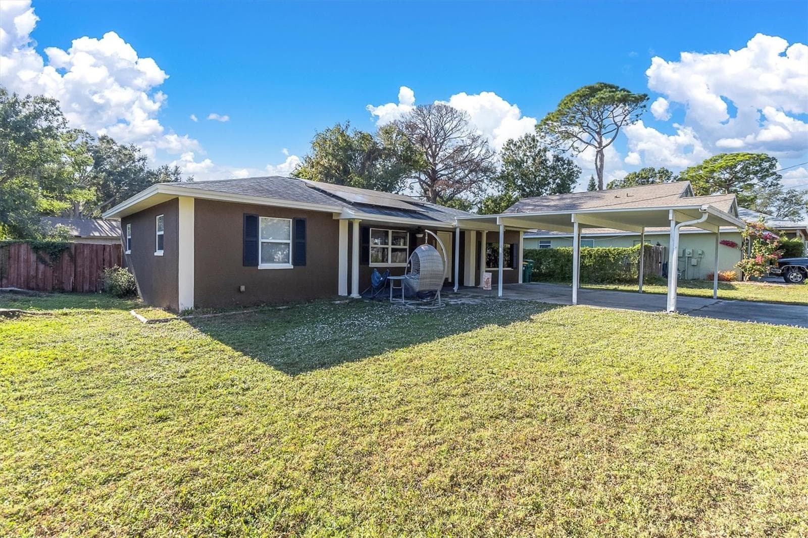 1797 Rainbow Blvd photo 3