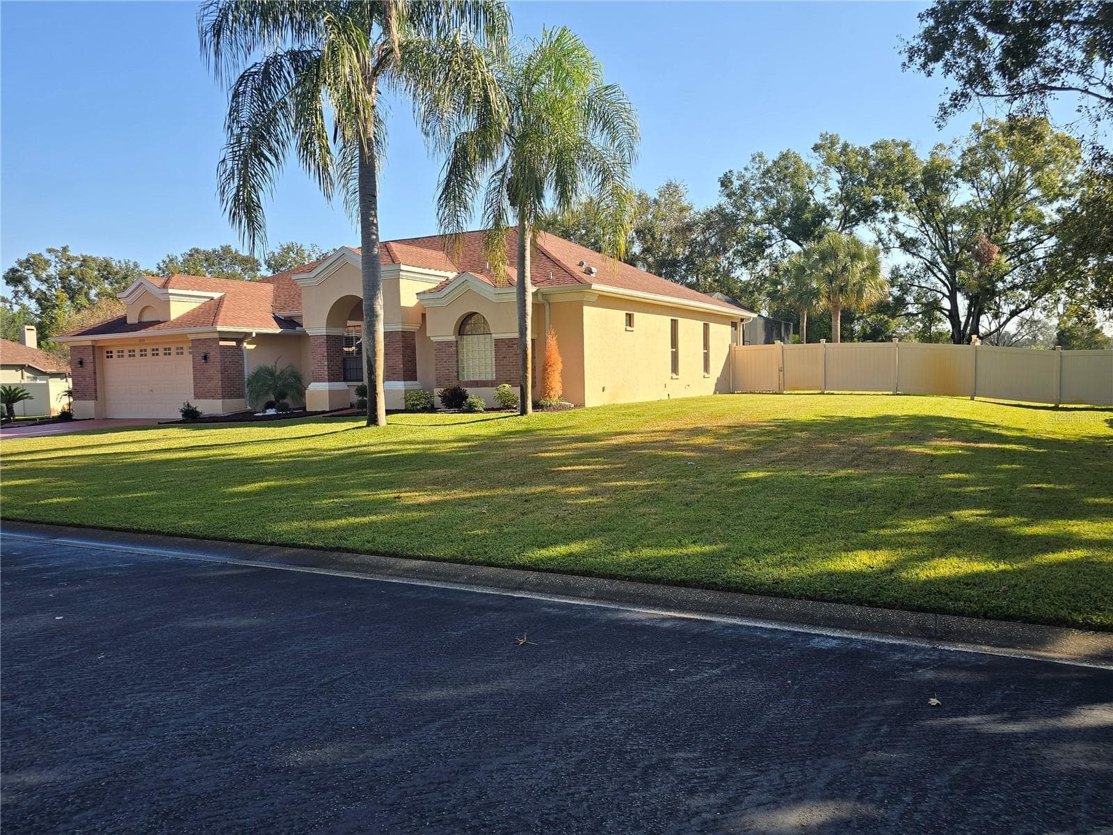 1030 Rowland Pickert Ln photo 4