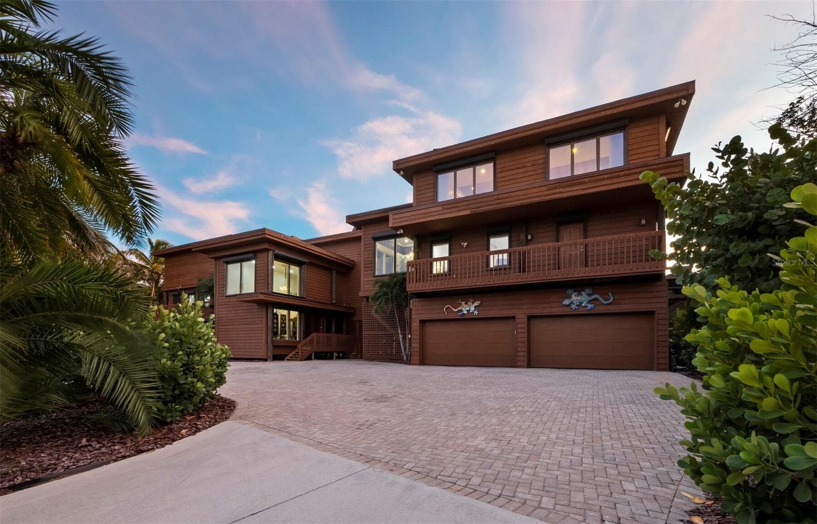 6685 Gulf Of Mexico Dr photo 4