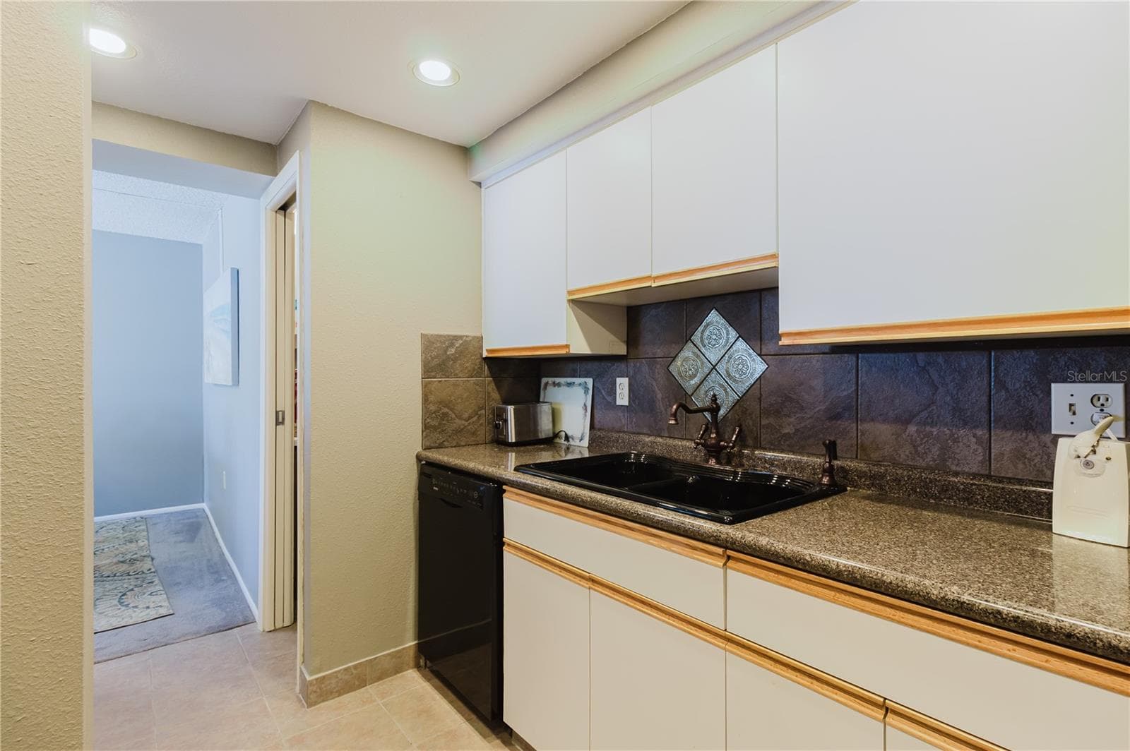 632 Edgewater Dr #238 photo 5